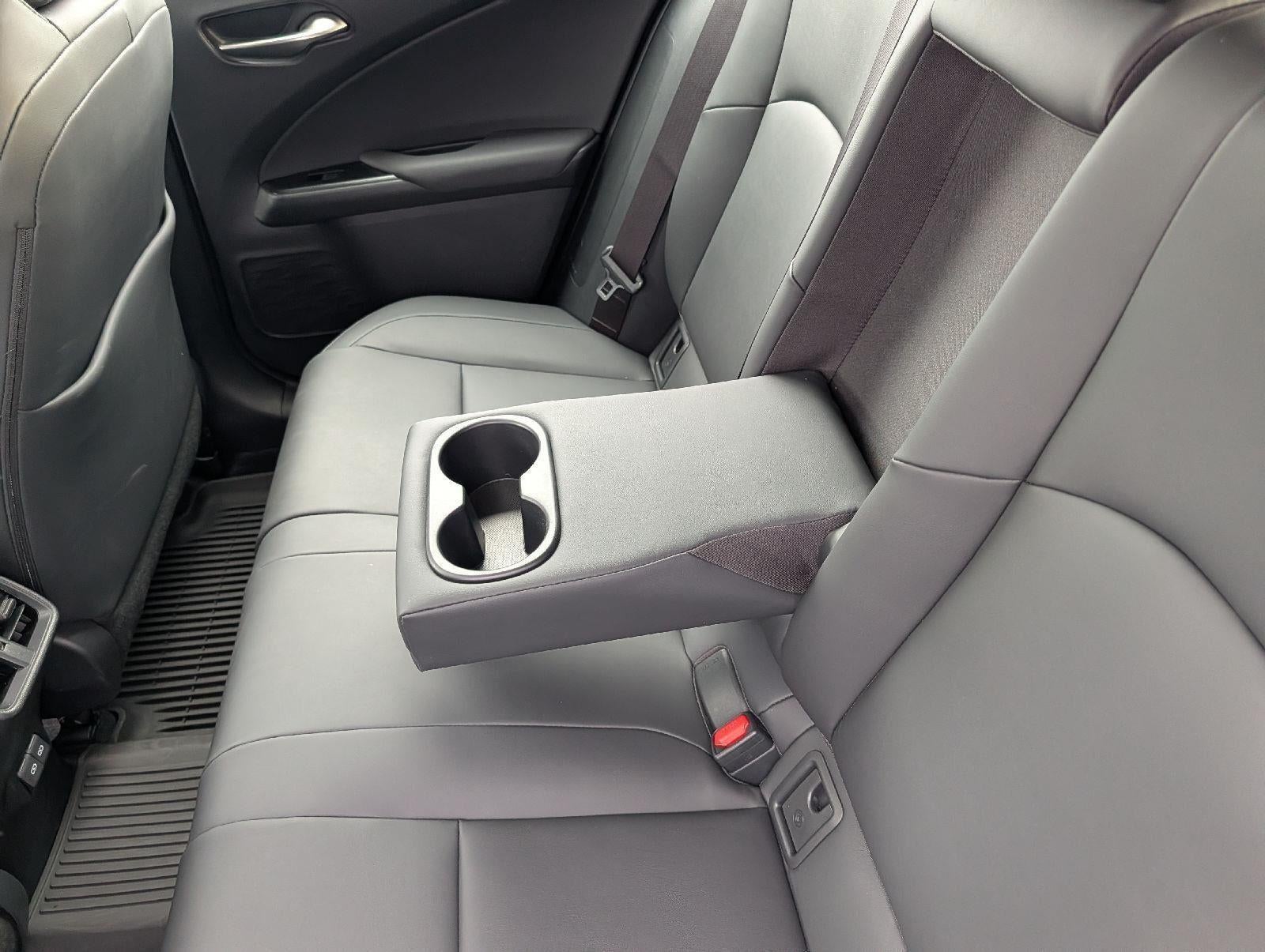 2023 Lexus UX 250h SUV