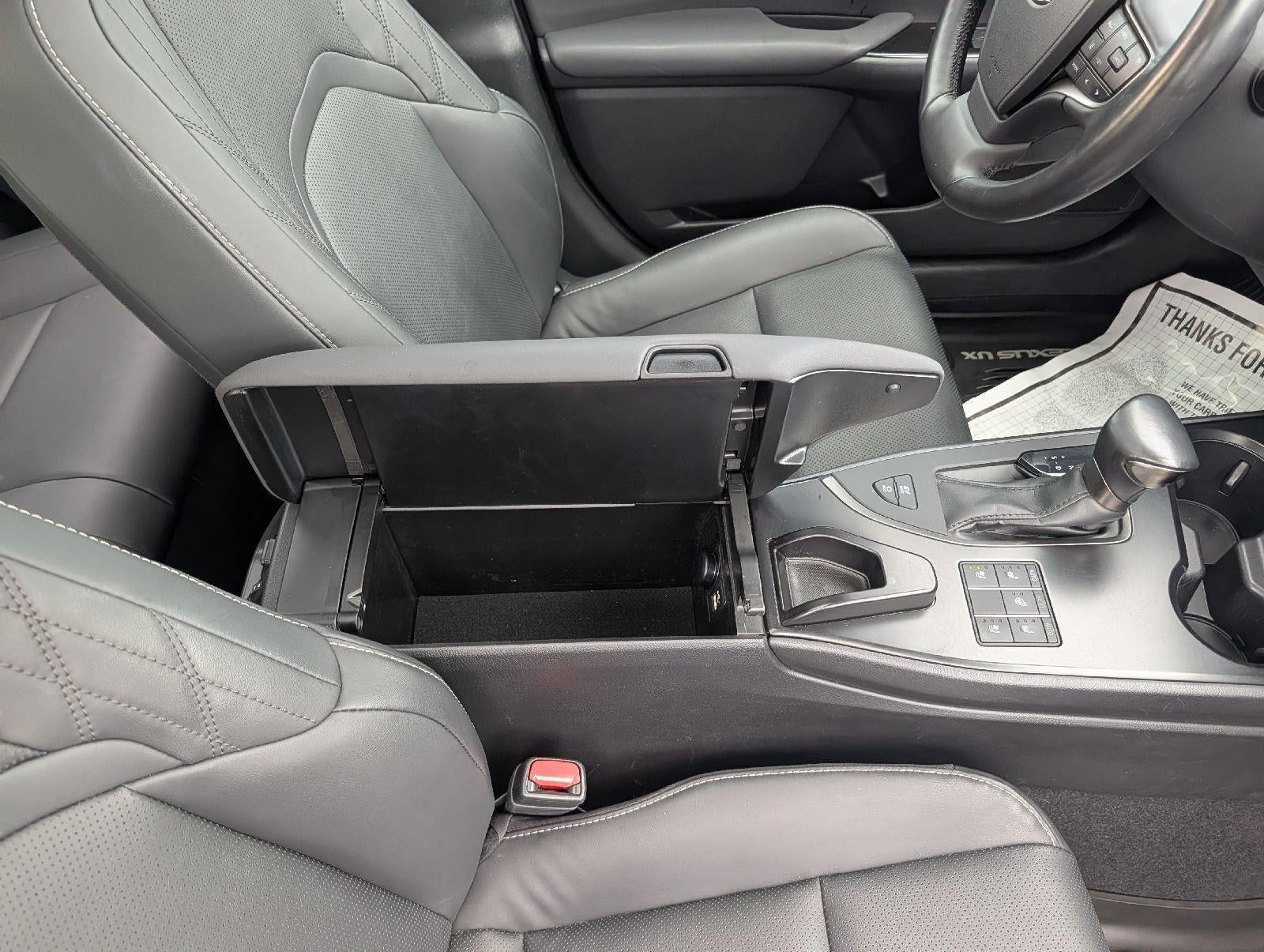 2023 Lexus UX 250h SUV