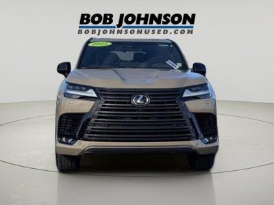 2025 Lexus LX 700h OVERTRAIL