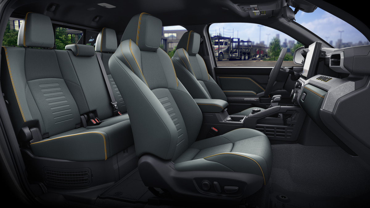 2026 Toyota Tacoma i-FORCE MAX Trailhunter