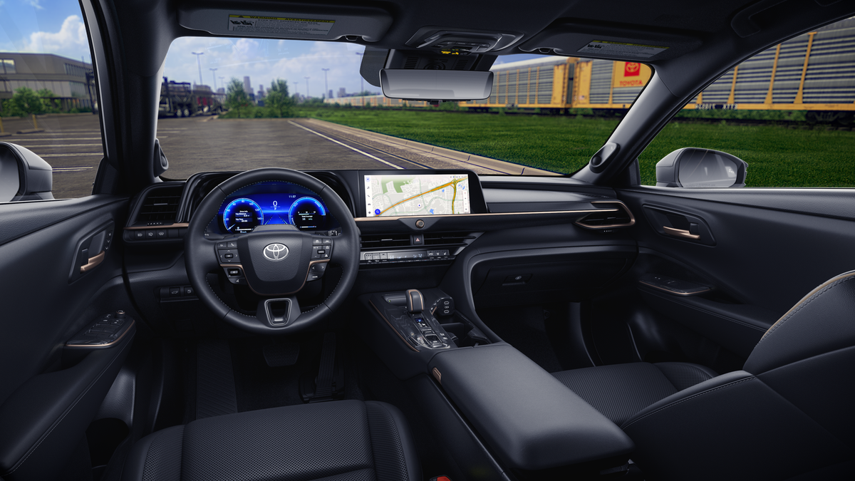 2026 Toyota Toyota Crown Signia Limited