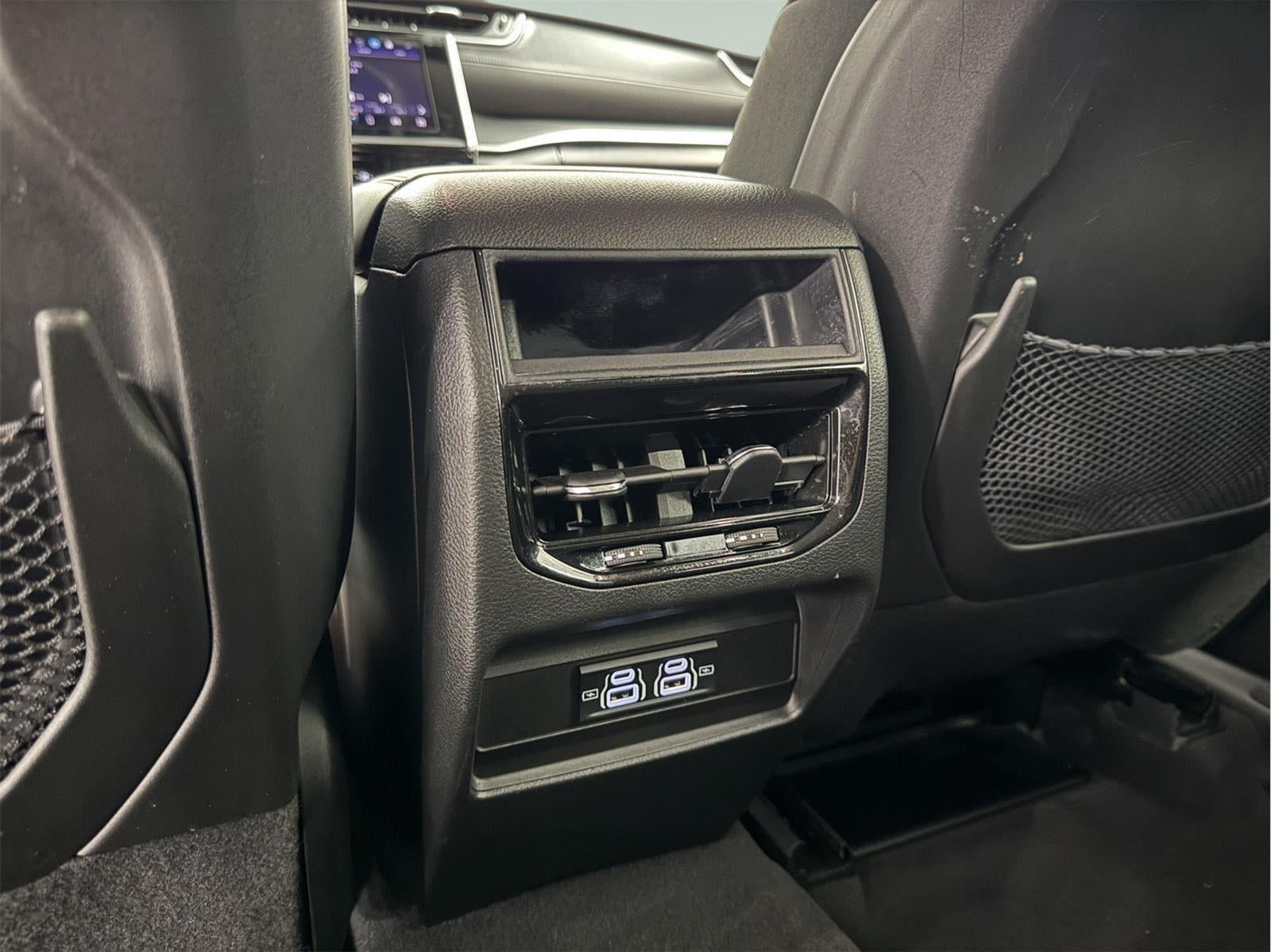 2023 Jeep Grand Cherokee Laredo 4x4