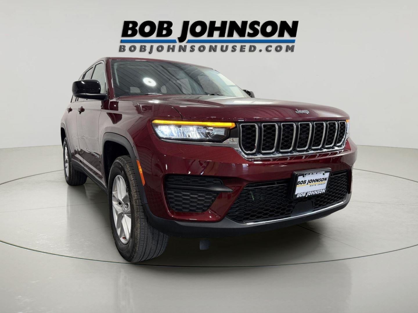 2023 Jeep Grand Cherokee Laredo 4x4