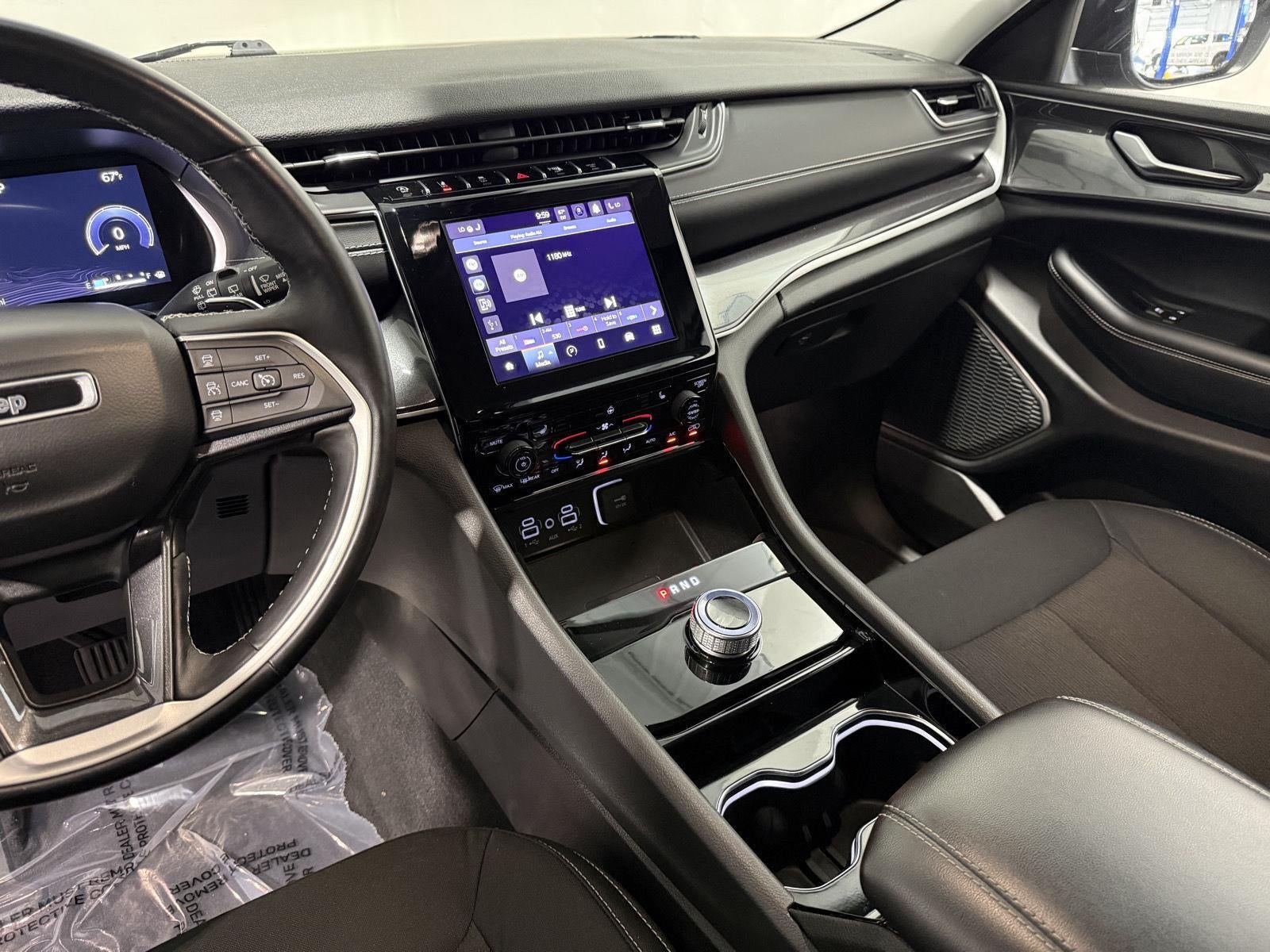 2021 Jeep Grand Cherokee L Laredo 4x4