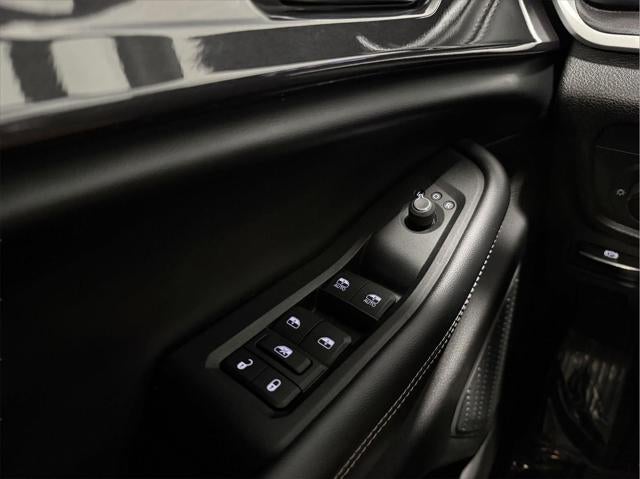 2021 Jeep Grand Cherokee L Laredo 4x4