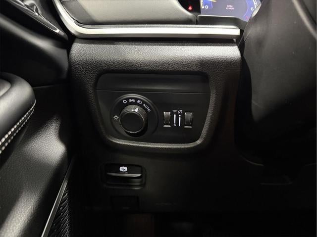 2021 Jeep Grand Cherokee L Laredo 4x4