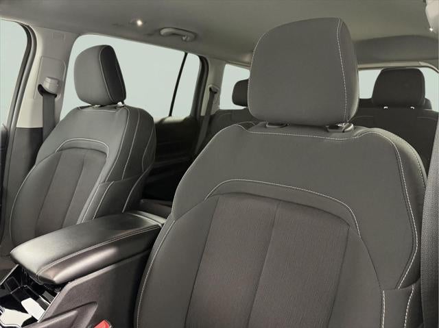 2021 Jeep Grand Cherokee L Laredo 4x4