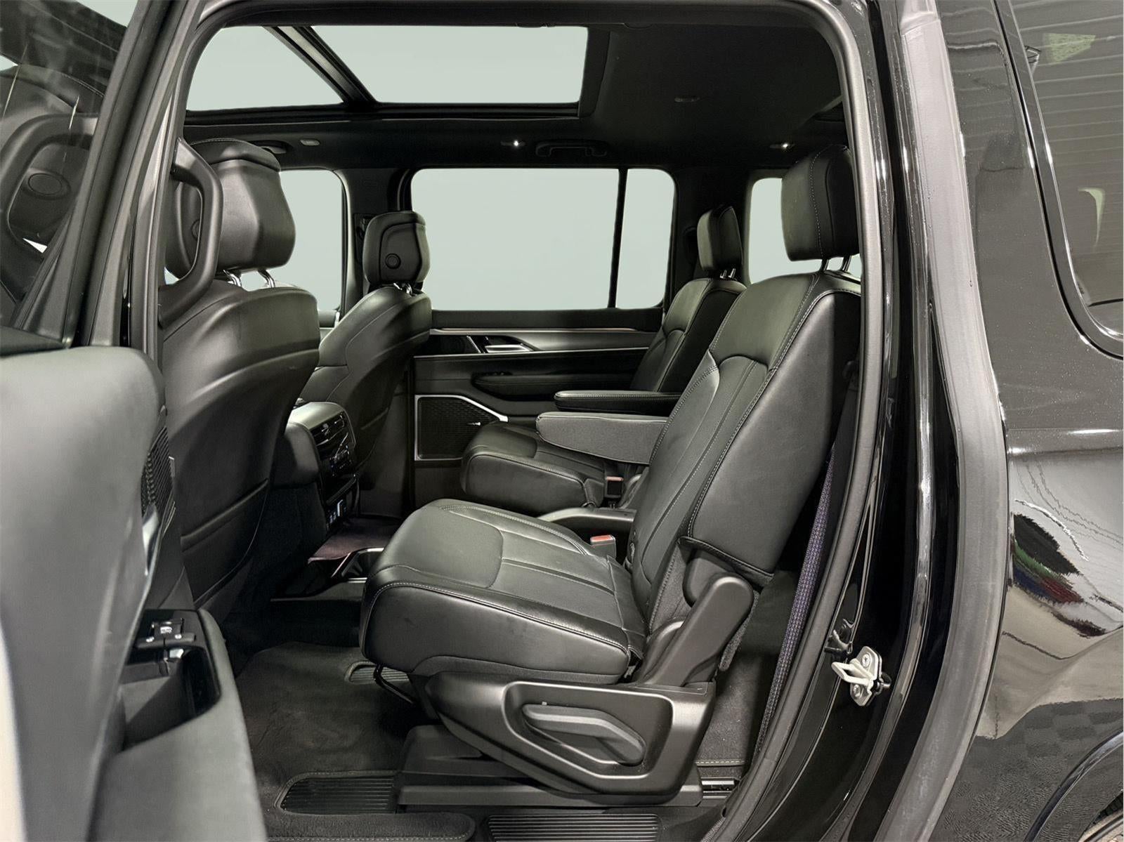 2024 Jeep Wagoneer L Series II Carbide