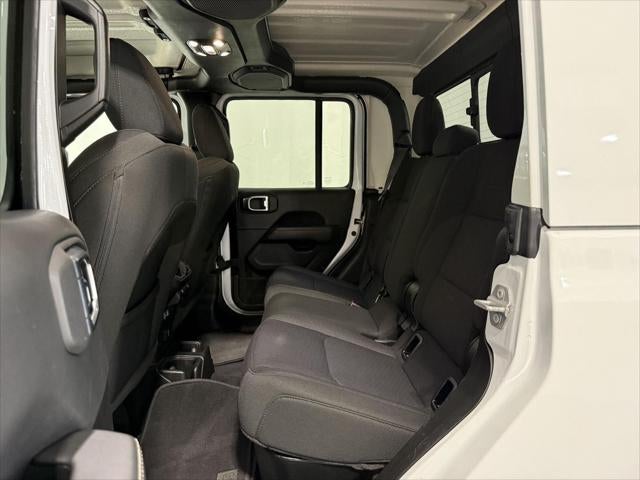2023 Jeep Gladiator Overland 4x4