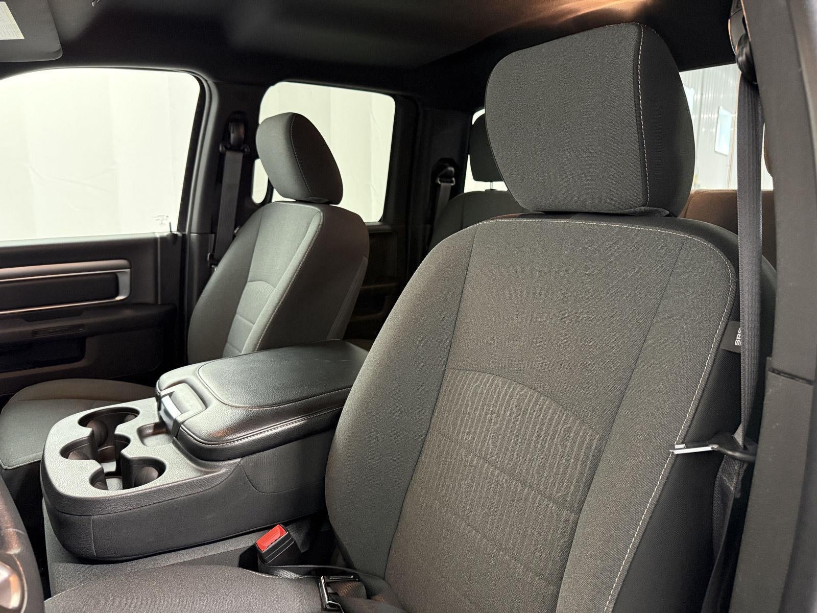 2022 RAM 1500 Classic Warlock Quad Cab 4x4 6'4' Box