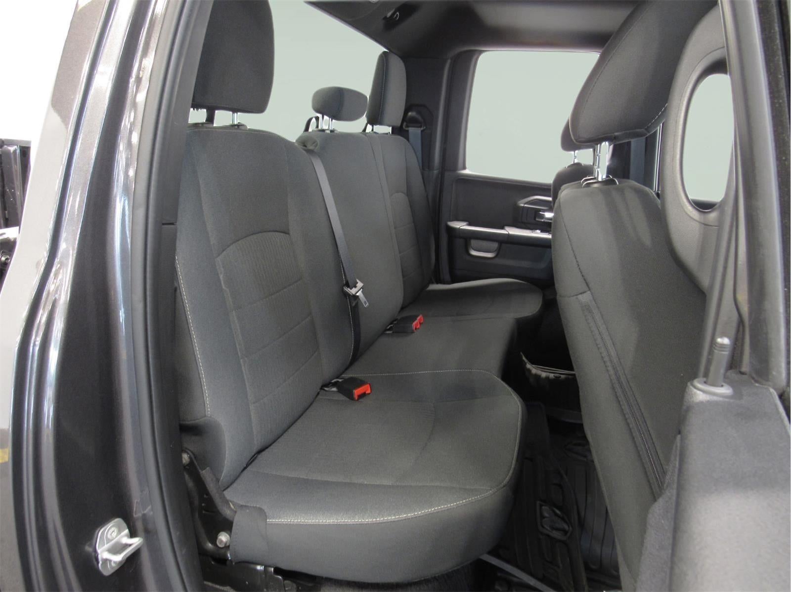 2022 RAM 1500 Classic Warlock Quad Cab 4x4 6'4' Box
