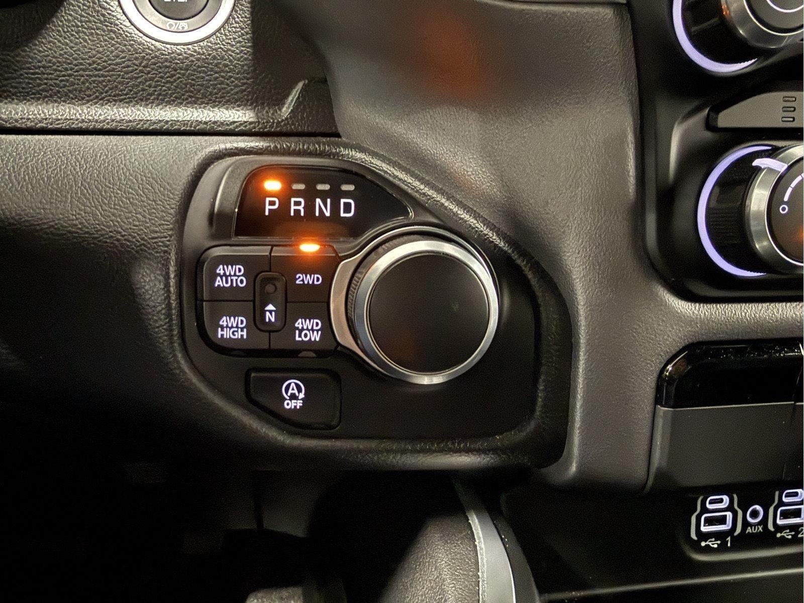 2023 RAM 1500 Big Horn Crew Cab 4x4 5'7' Box