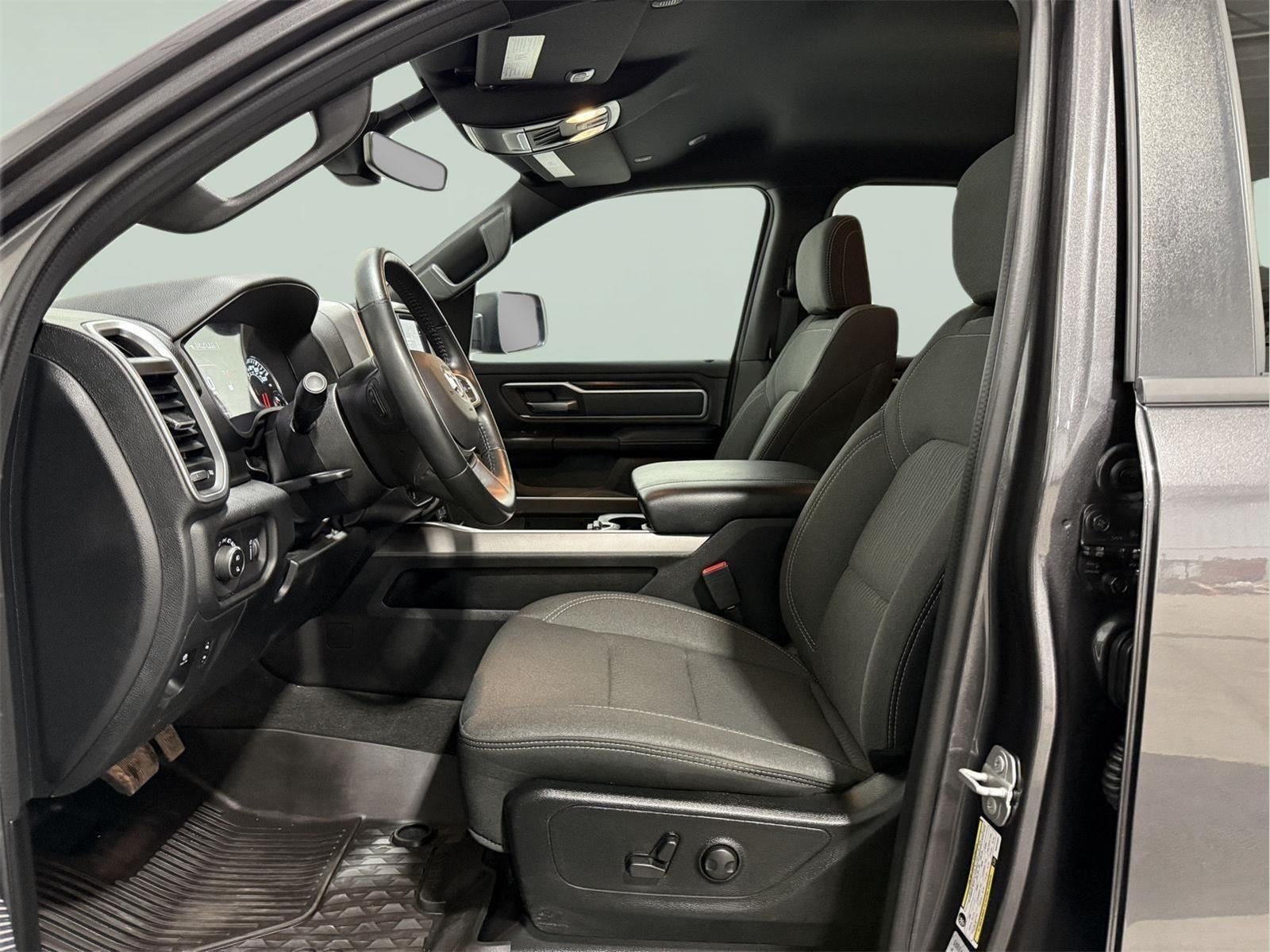 2022 RAM 1500 Big Horn Quad Cab 4x4 6'4' Box