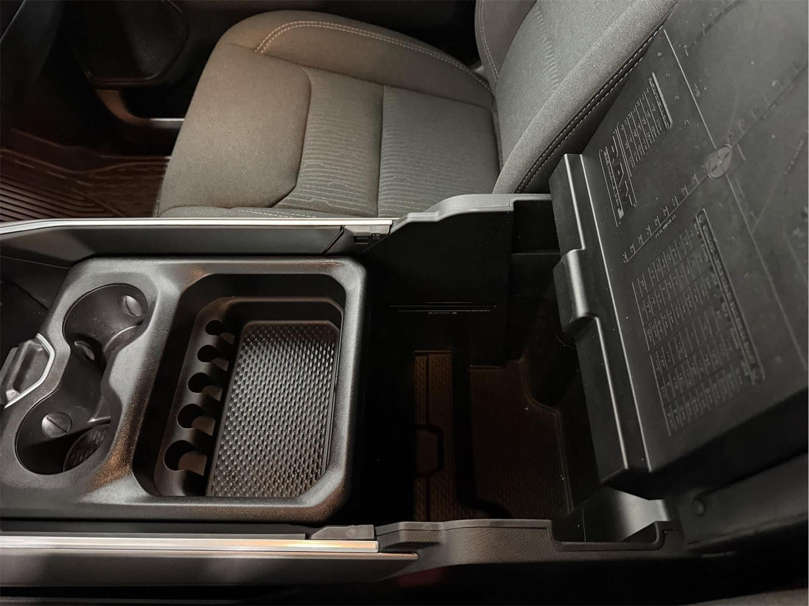 2022 RAM 1500 Big Horn Quad Cab 4x4 6'4' Box