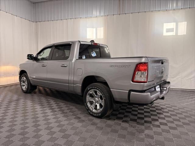 2022 RAM 1500 Big Horn Crew Cab 4x4 5'7' Box