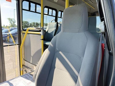 2019 Ford E-450 Cutaway E-450 DRW 158' WB