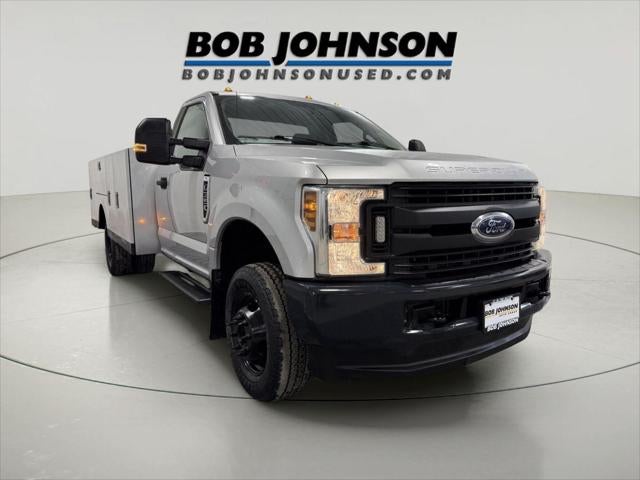 2018 Ford F-350 Chassis XL