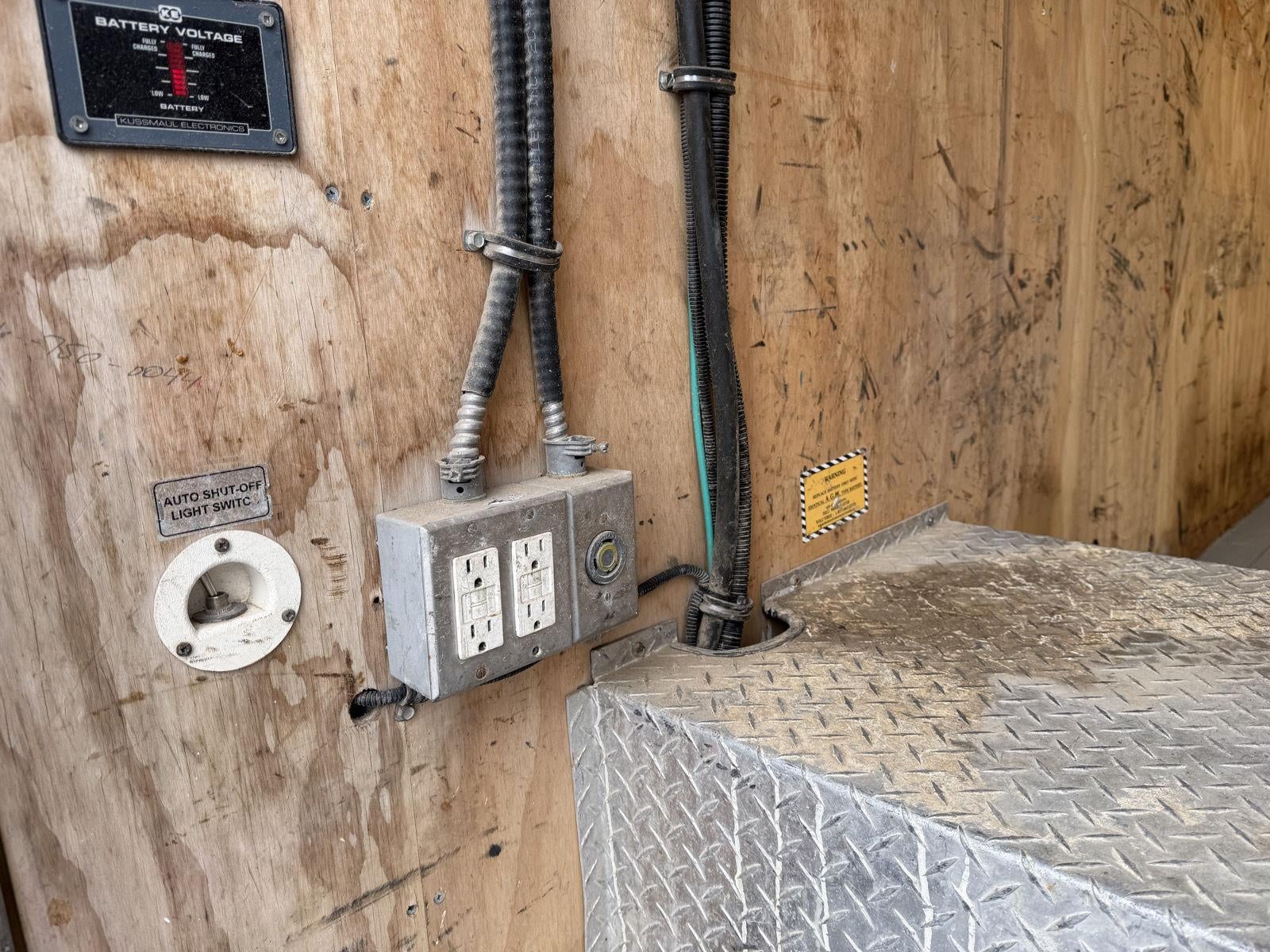 2019 Ford E-450 Cutaway E-450 DRW 158 WB