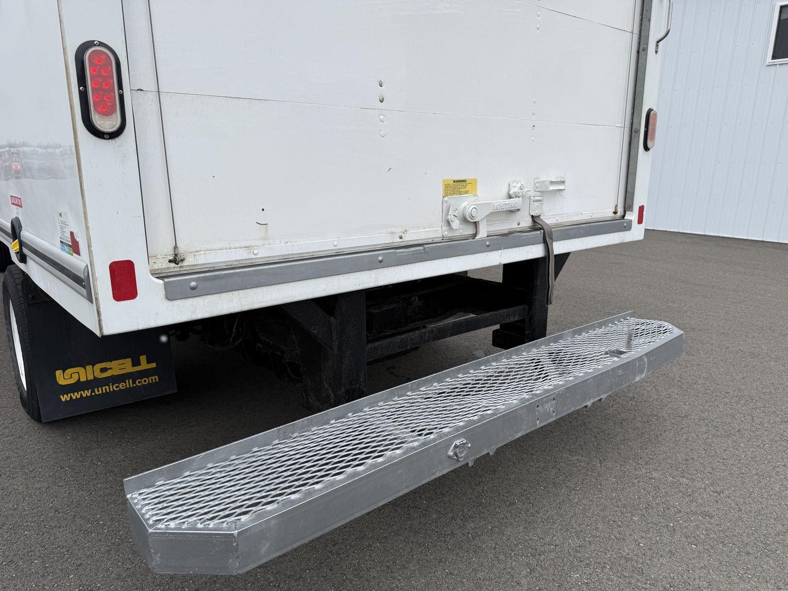 2019 Ford E-450 Cutaway E-450 DRW 158 WB