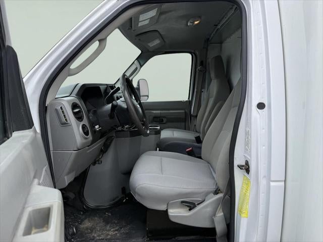 2019 Ford E-450 Cutaway E-450 DRW 158 WB