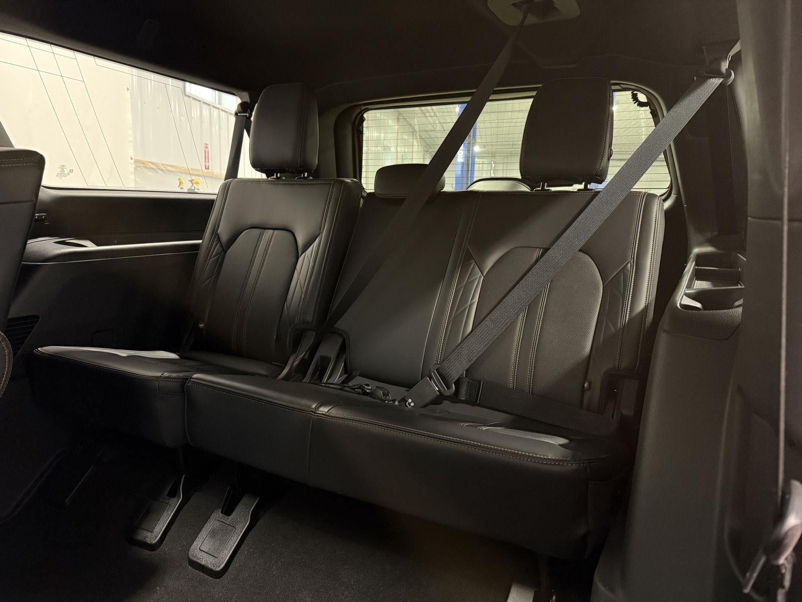 2024 Ford Expedition Max Platinum