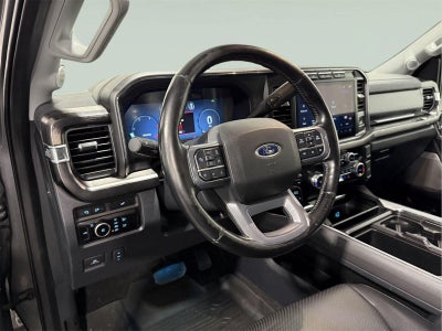 2023 Ford F-350 LARIAT