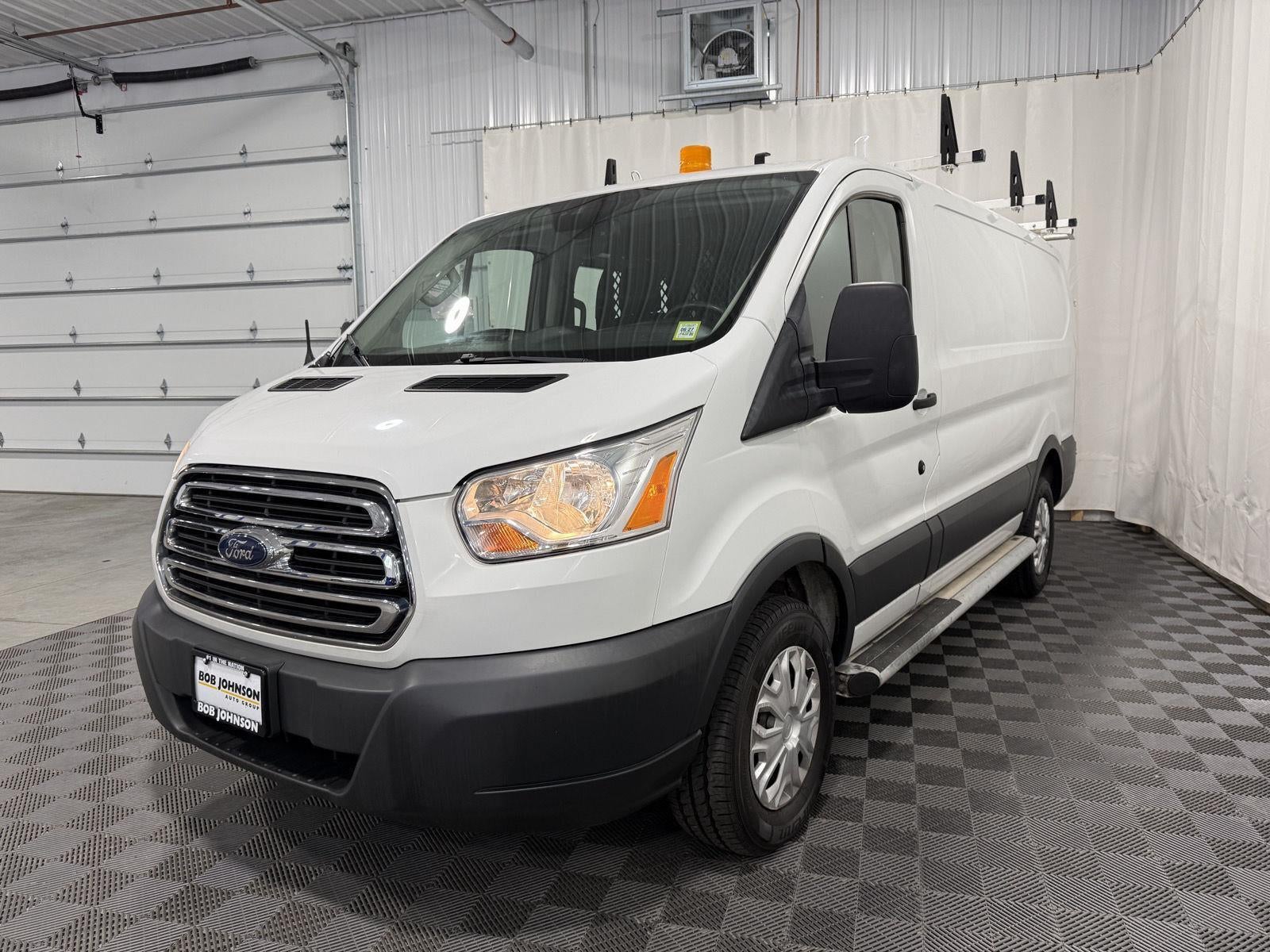 2018 Ford Transit-250 T-250 130 Low Rf 9000 GVWR Swing-Out RH Dr