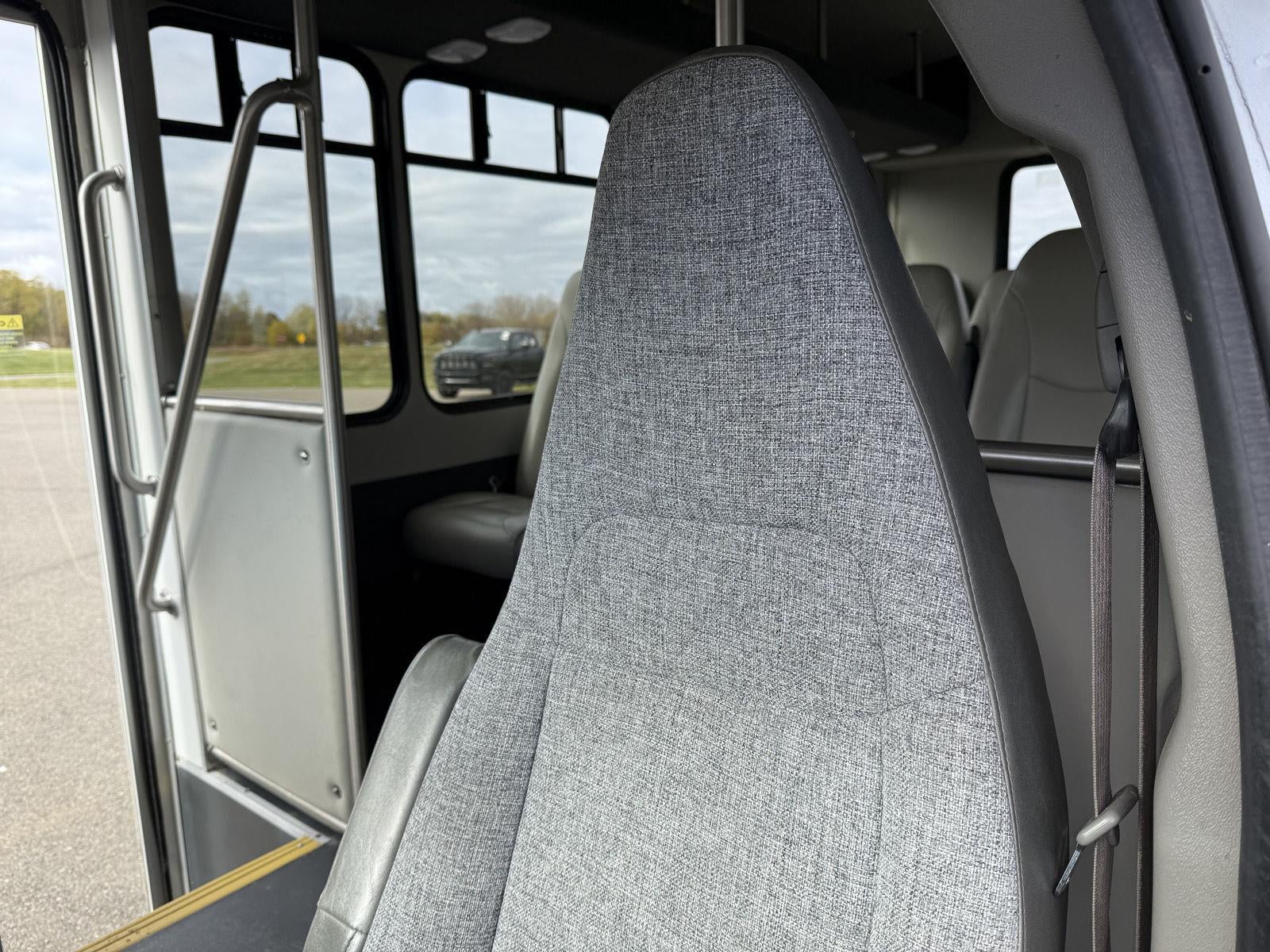 2022 Chevrolet Express Cutaway Work Van