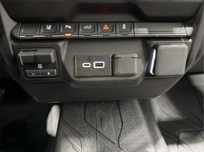 2025 Chevrolet Silverado 2500HD 4WD Crew Cab Long Bed Work Truck