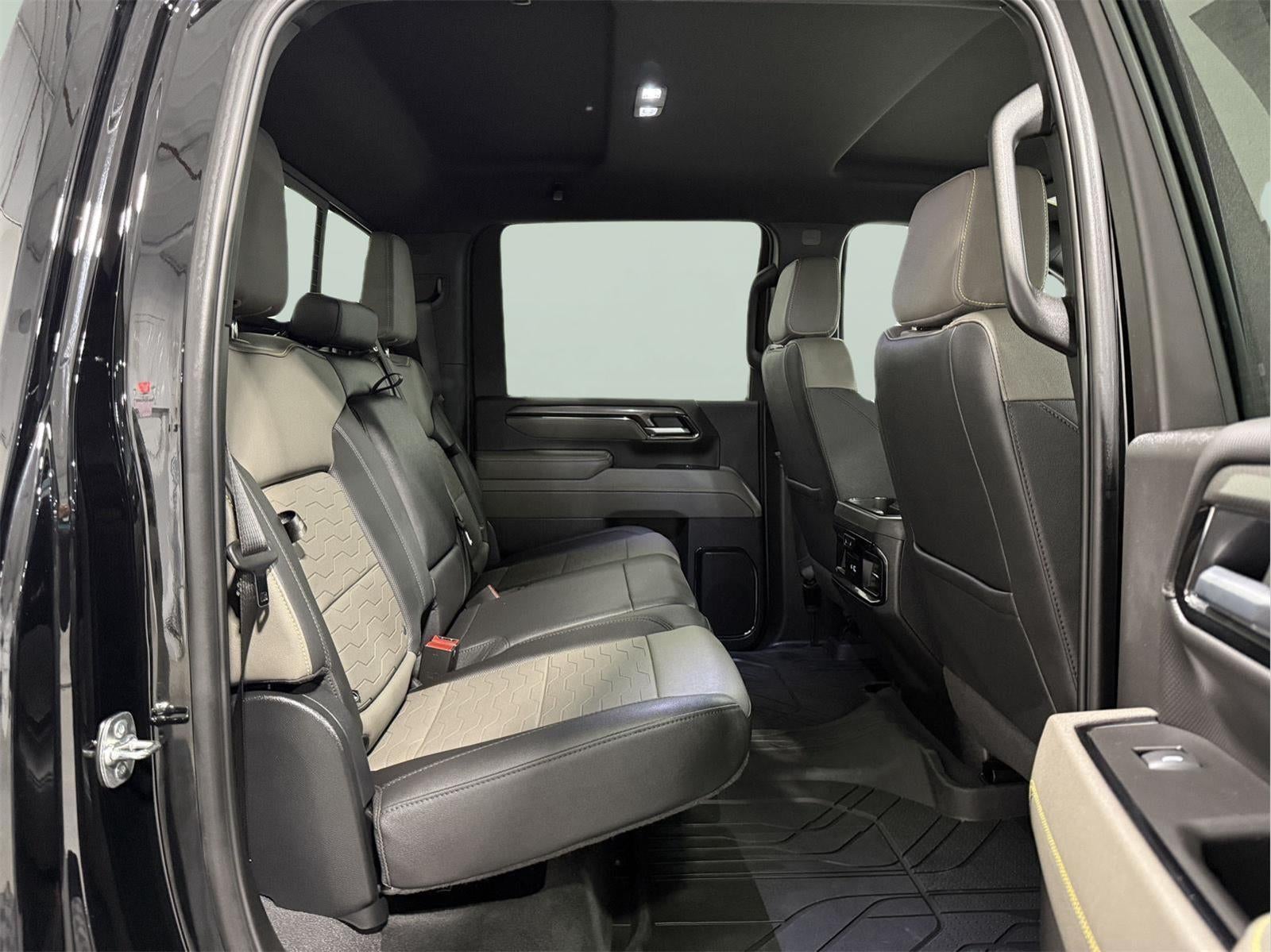 2025 Chevrolet Silverado 2500HD 4WD Crew Cab Standard Bed ZR2