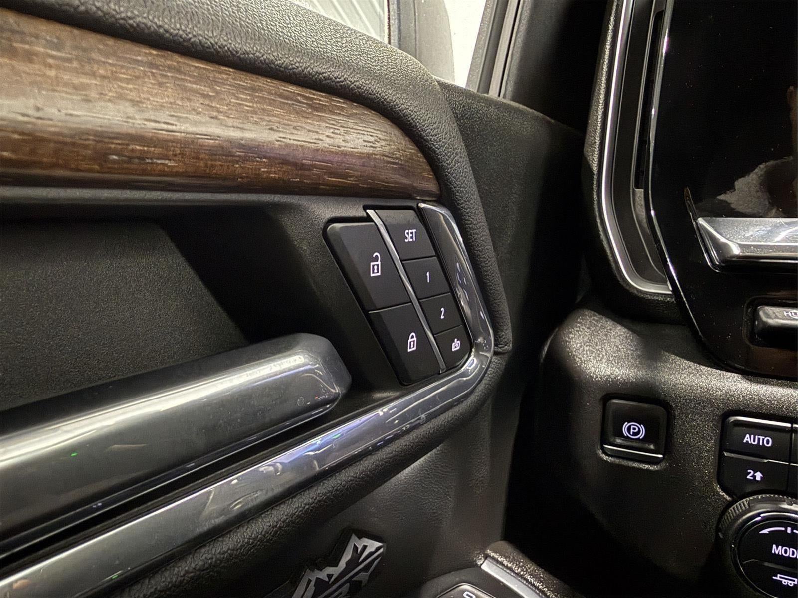 2023 Chevrolet Silverado 1500 4WD Crew Cab Standard Bed High Country