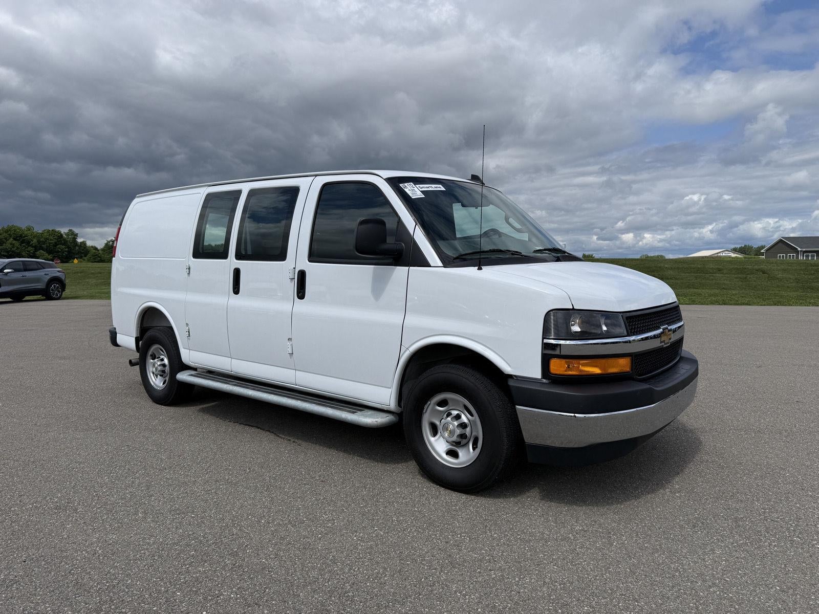 2025 Chevrolet Express Cargo RWD 2500 Regular Wheelbase WT