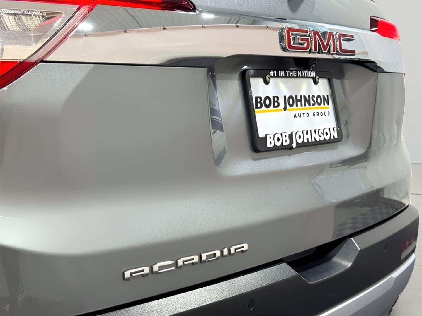 2023 GMC Acadia FWD SLE