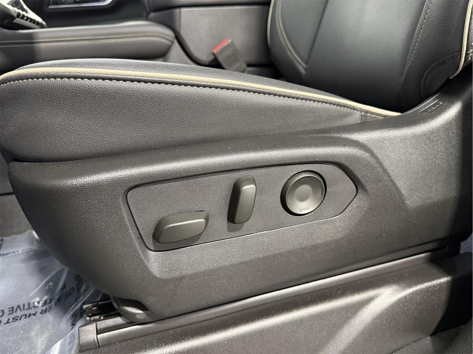 2025 GMC Yukon Elevation 4WD