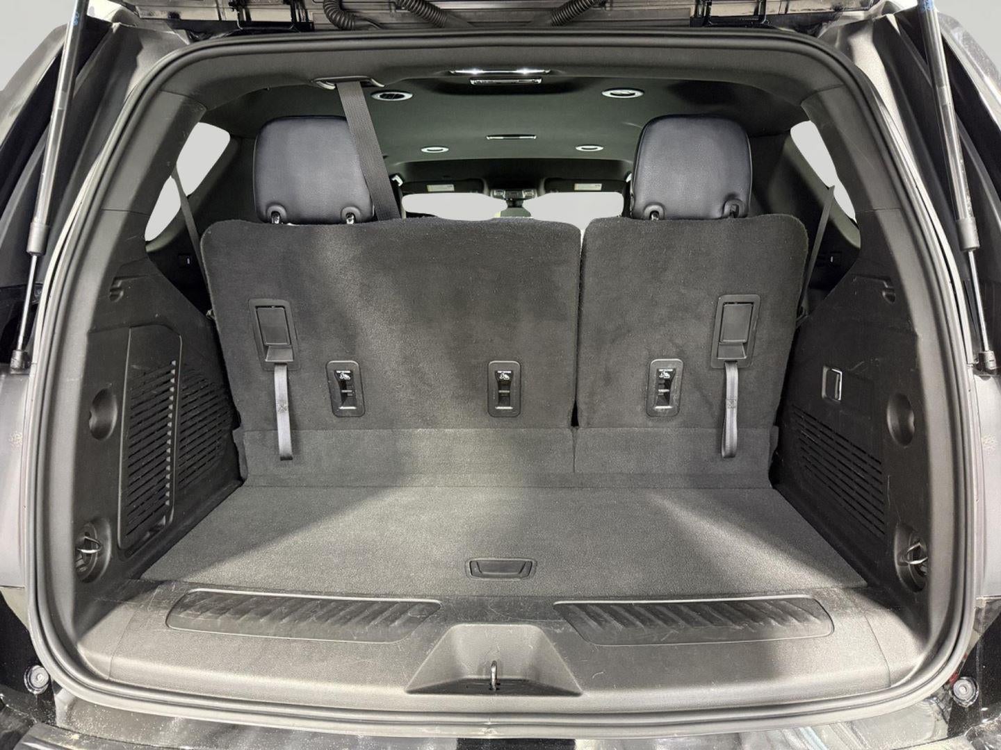 2022 Chevrolet Tahoe LS