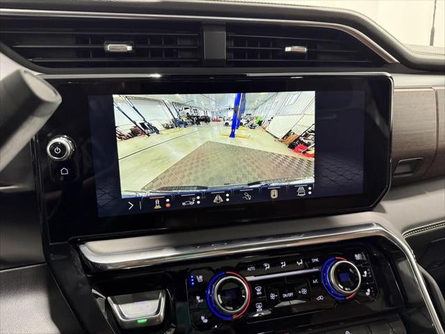 2026 GMC Sierra 2500HD Crew Cab, Standard Bed, Denali Ultimate, 4WD