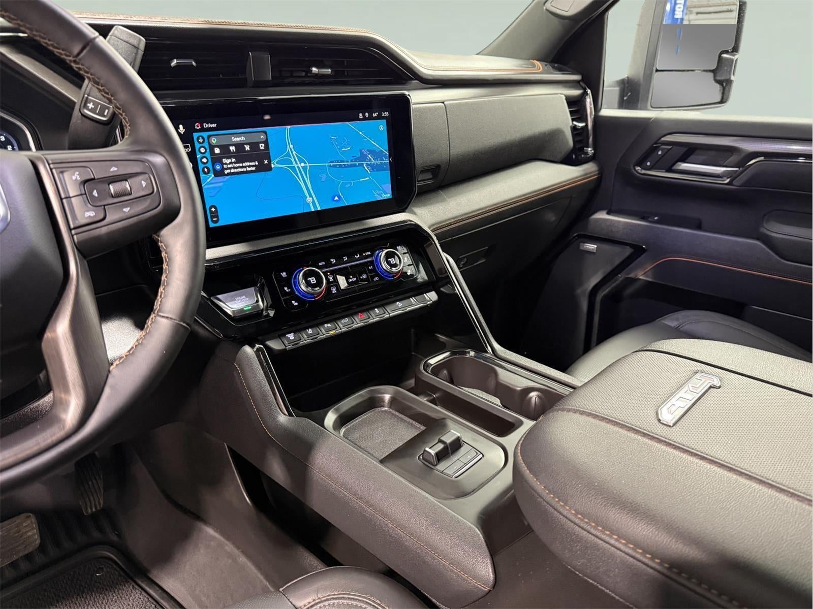 2025 GMC Sierra 2500HD 4WD Crew Cab Standard Bed AT4