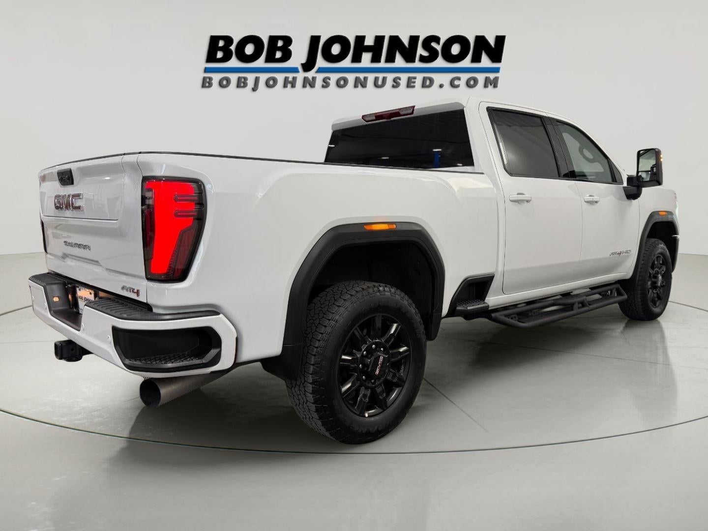 2025 GMC Sierra 2500HD 4WD Crew Cab Standard Bed AT4