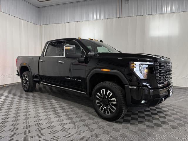 2025 GMC Sierra 2500HD Crew Cab, Standard Bed, Denali Ultimate, 4WD