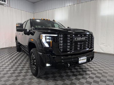 2025 GMC Sierra 2500HD Crew Cab, Standard Bed, Denali Ultimate, 4WD