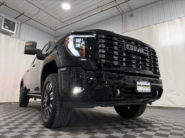 2025 GMC Sierra 2500HD Crew Cab, Standard Bed, Denali Ultimate, 4WD