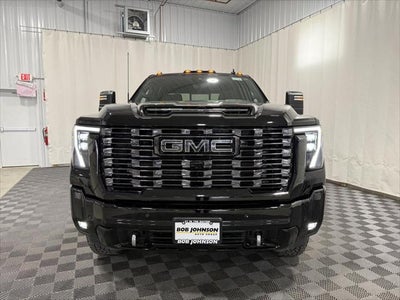 2025 GMC Sierra 2500HD Crew Cab, Standard Bed, Denali Ultimate, 4WD