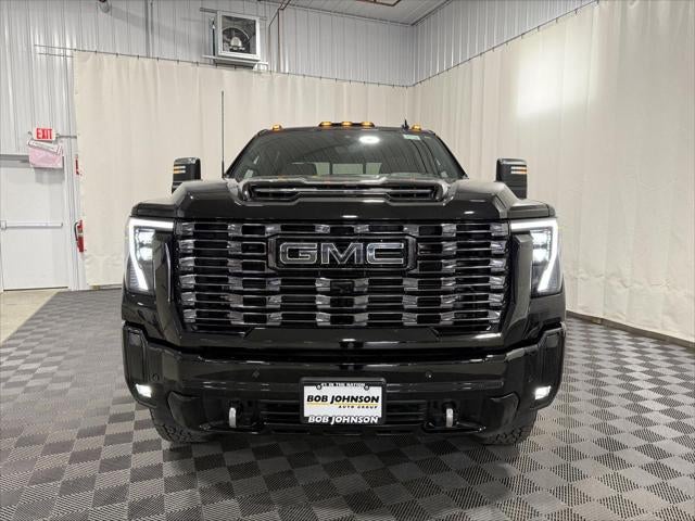 2025 GMC Sierra 2500HD Crew Cab, Standard Bed, Denali Ultimate, 4WD