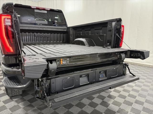 2025 GMC Sierra 2500HD Crew Cab, Standard Bed, Denali Ultimate, 4WD