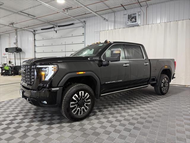 2025 GMC Sierra 2500HD Crew Cab, Standard Bed, Denali Ultimate, 4WD