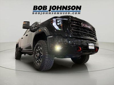 2025 GMC Sierra 2500HD Crew Cab, Standard Bed, AT4X, 4WD