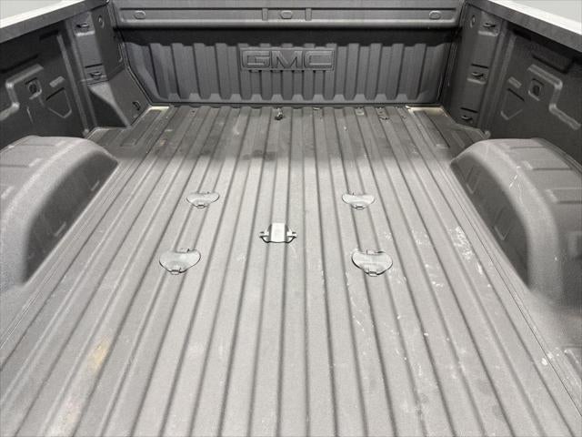 2025 GMC Sierra 2500HD Crew Cab, Standard Bed, AT4X, 4WD
