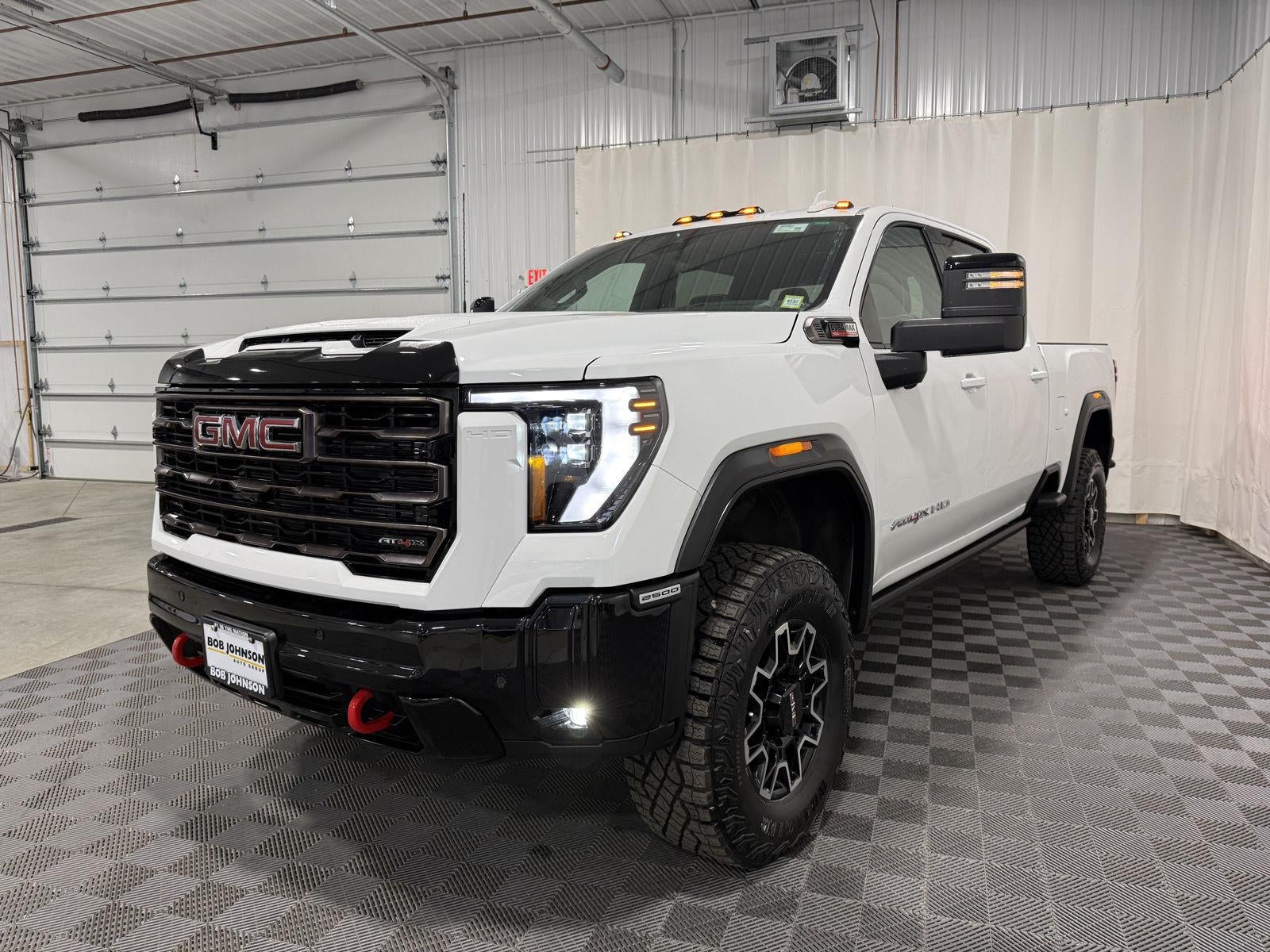 2025 GMC Sierra 2500HD Crew Cab, Standard Bed, AT4X, 4WD