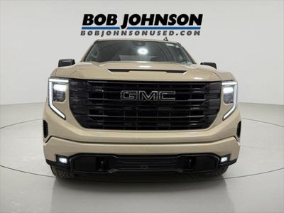 2022 GMC Sierra 1500 4WD Crew Cab Short Box Elevation