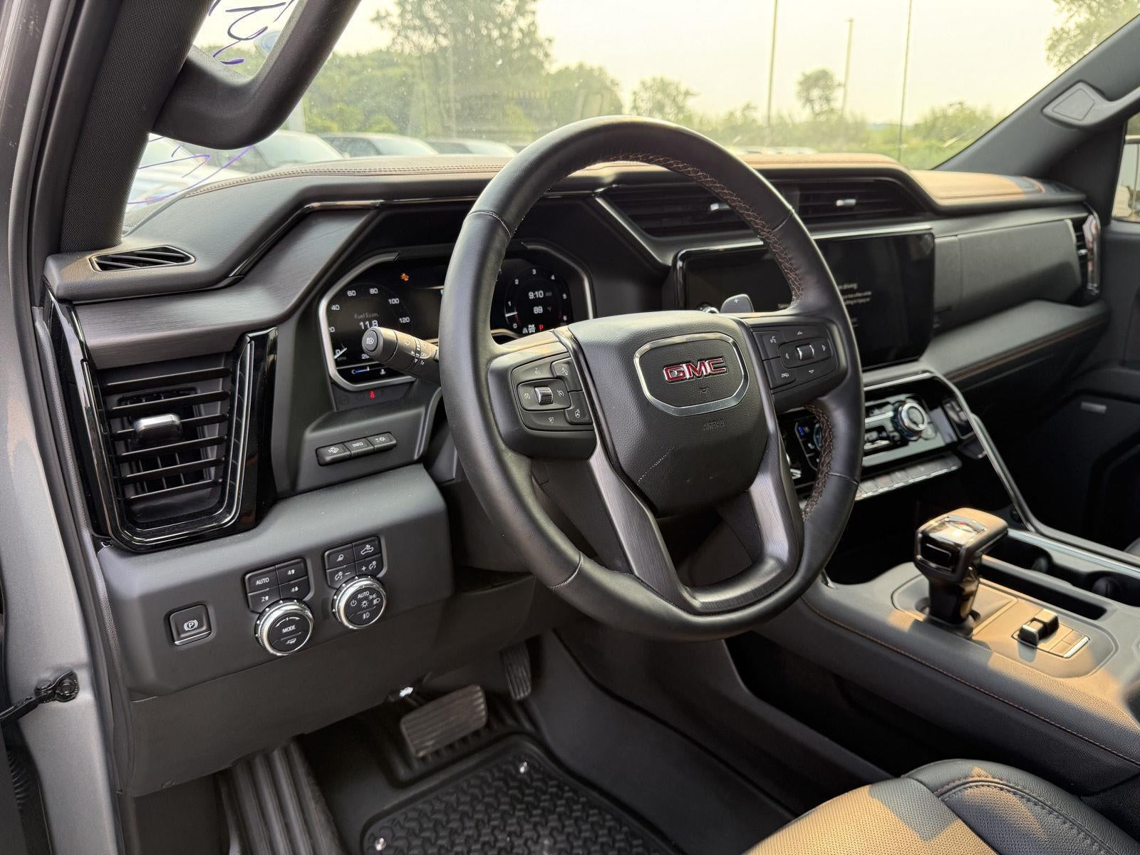2023 GMC Sierra 1500 AT4